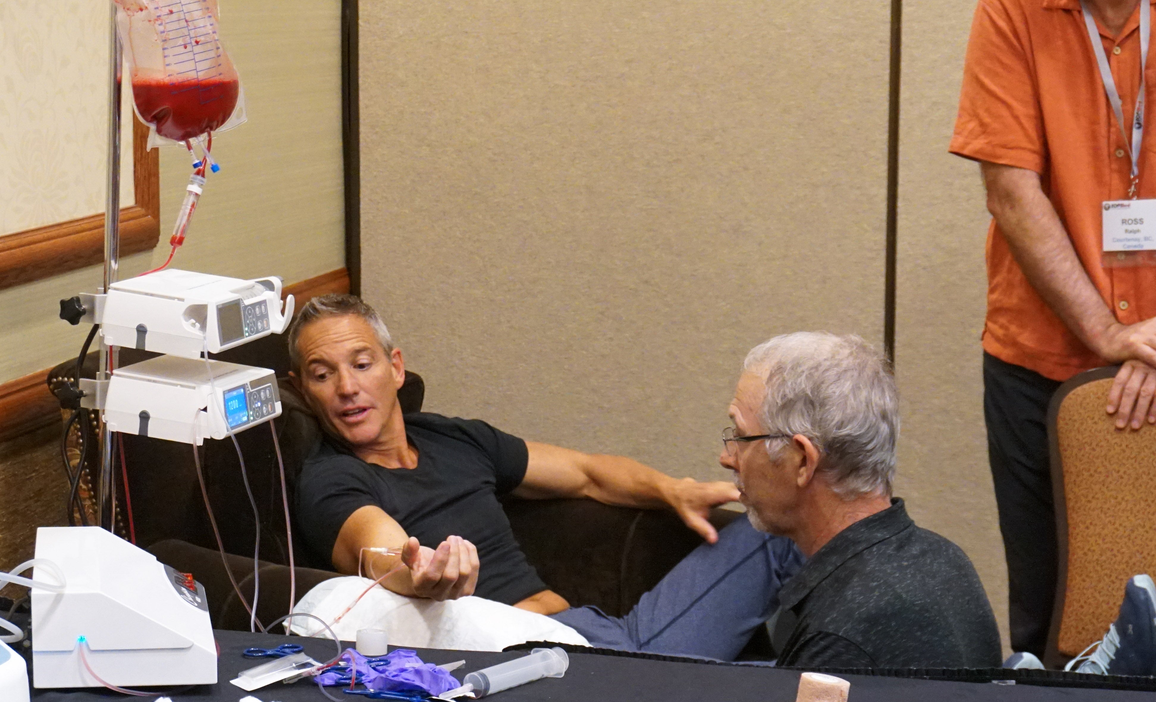 Administering ozone blood therapy